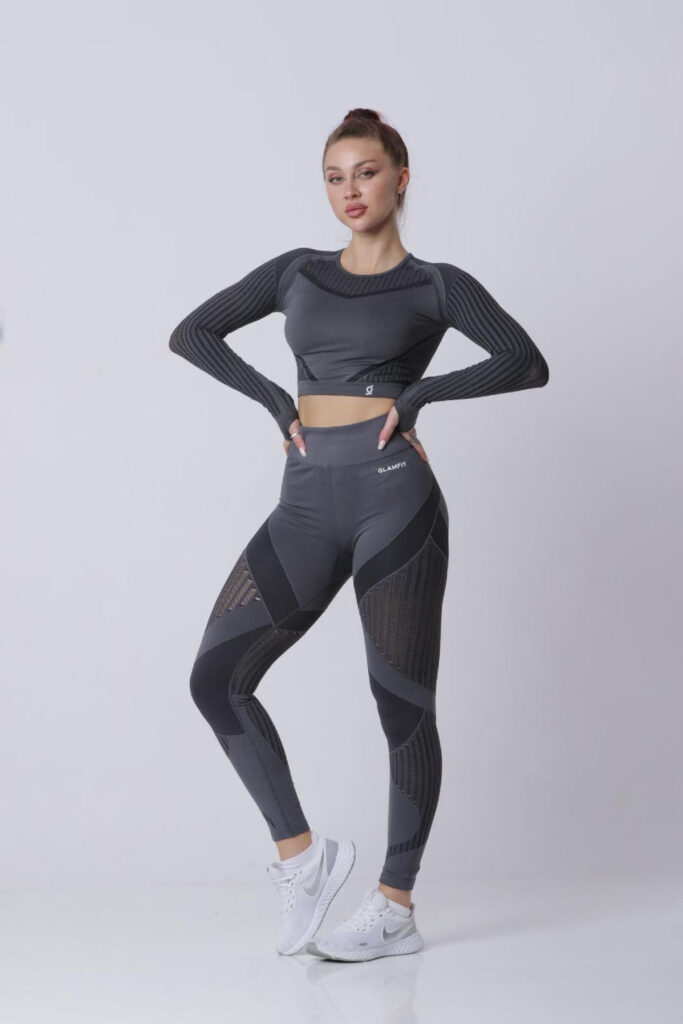 Women’s Gym Suit for Active Training & Workouts